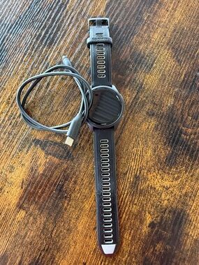 Used Garmin Forerunner 265
